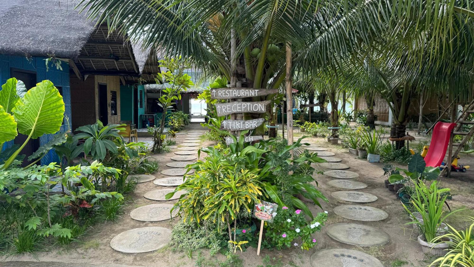 Footprints Beach Resort Agpudlos Exterior photo